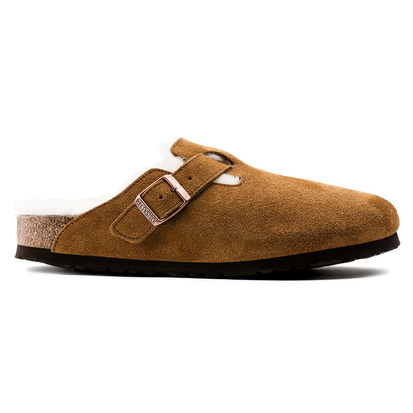 Birkenstock Mink Boston Shearling Clog Mink. This exceptionally cozy version of the Boston clog is made of real, very high-quality suede. The shearling footbed and strap lining exudes style and keeps feet warm. The perfect shoe for cozy winter evenings.