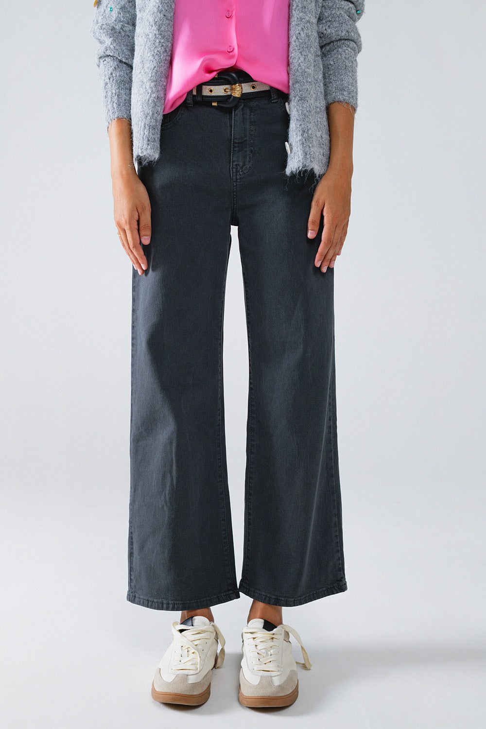 wide leg jeans, high rise denim, women’s jeans, everyday denim, relaxed fit jeans, Whim denim, trendy jeans, casual outfit, fall fashion, wardrobe essentials