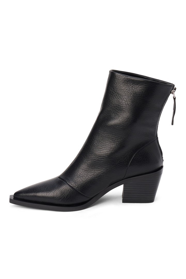 Matisse Matteo Bootie in Black, side view