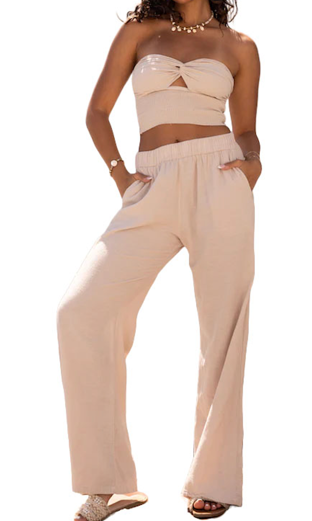 Grenada Flowy Pant Beige. Designed from a high quality cotton fabric, these flowy pants feature an elastic waist and allow you to wear them styled low or high waisted for any type of look.