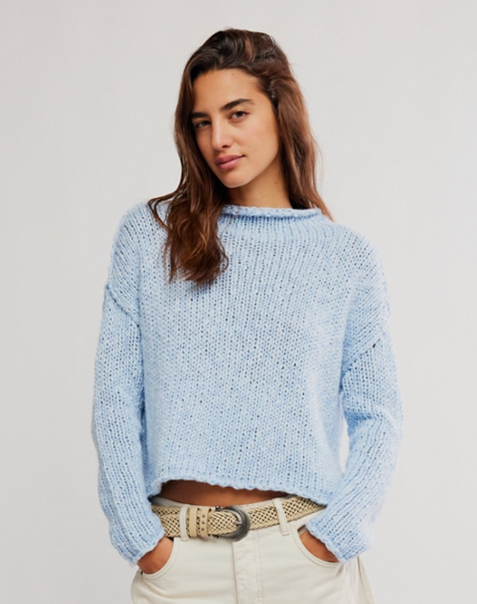 women’s cropped sweater, lightweight knit sweater, casual crew neck sweater, everyday knit top women, relaxed fit sweater, easy layering sweater