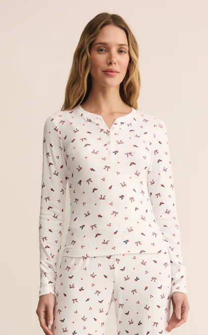 z supply holiday print pajamas holly print comfy lounge top pajama top holiday pajamas