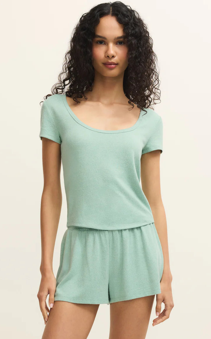 Fitted short sleeve tee with scoop neckline and soft fabric