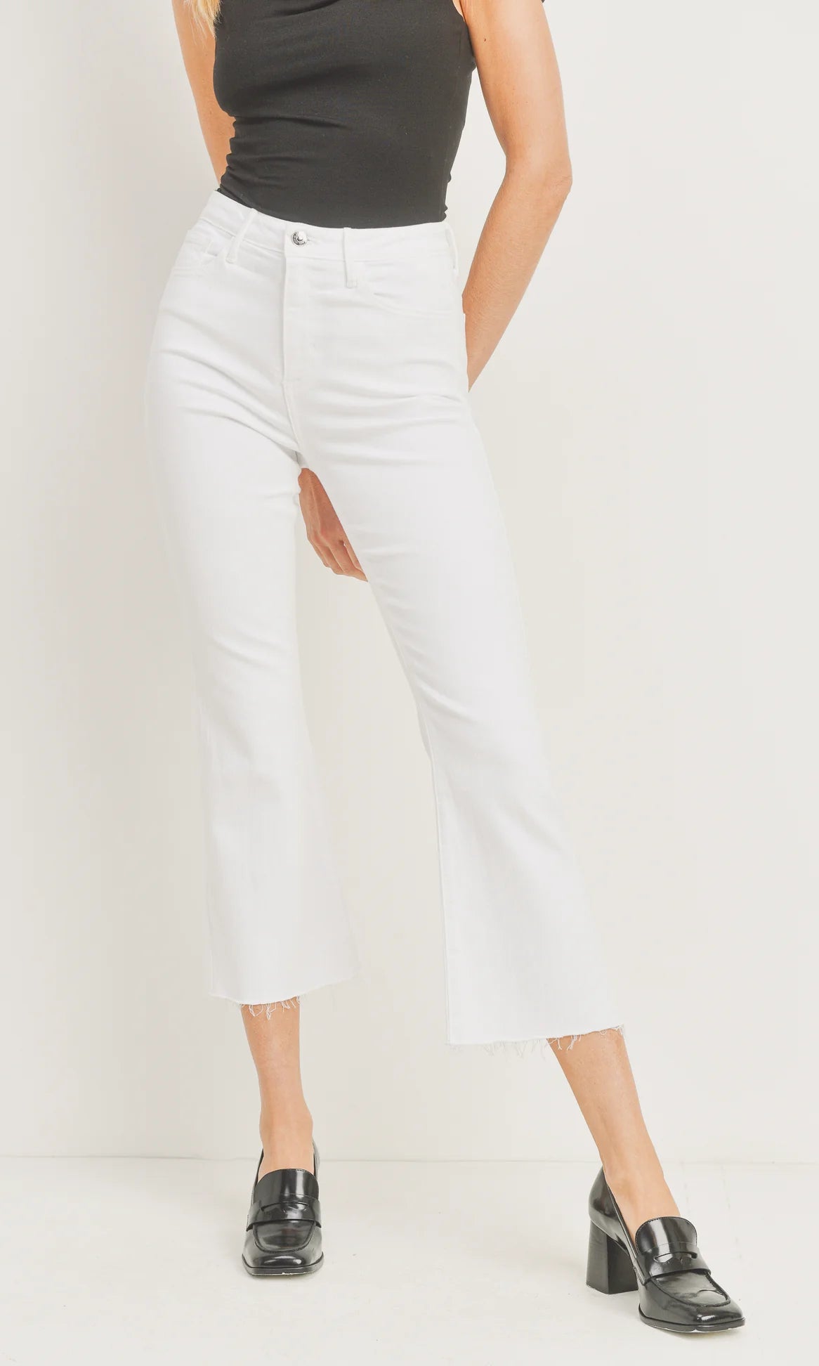 JBD Tonal Crop Flare Jean Optic White. Slim from the hips to thighs with a gently flared leg and perfectly cropped to show off a chic pair of shoes. With just enough stretch for all-day comfort, this high rise jean will be a go-to.