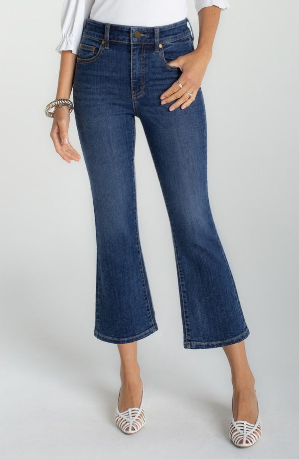 Liverpool Hannah Crop Flare in Sierra Drift, front