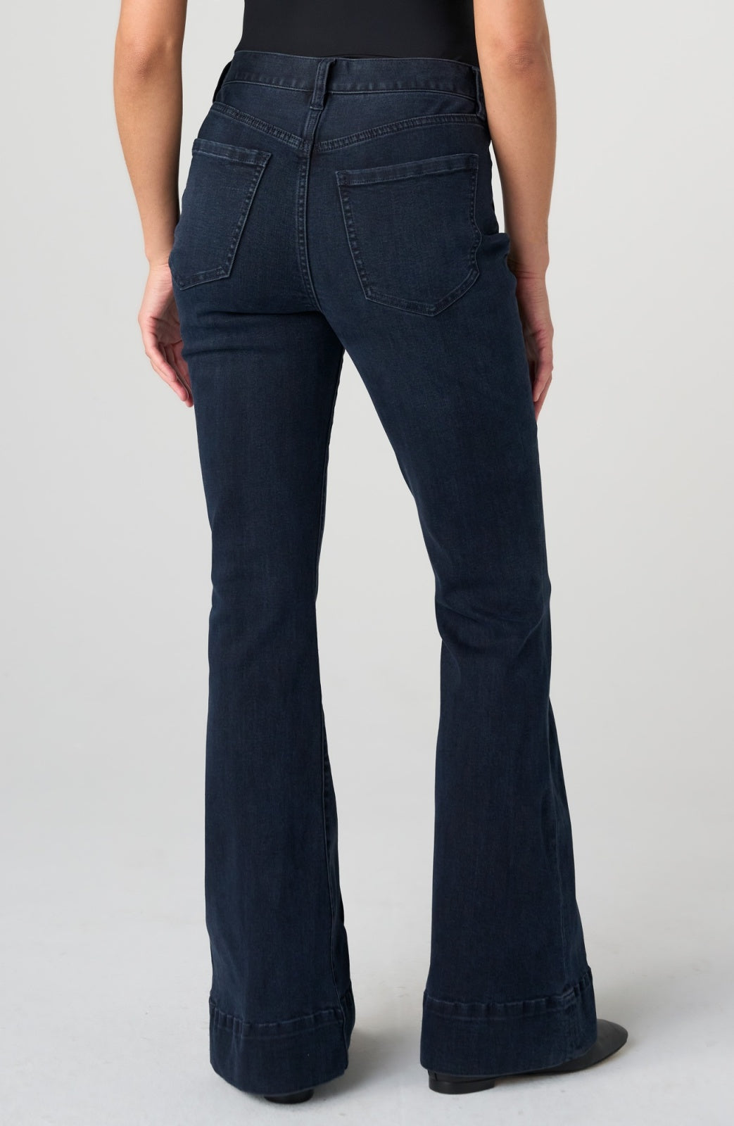 Liverpool Hannah High Rise Flare Patch Pockets in Raven Wing, back full-length view