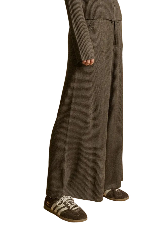 Miou Muse Zip Up Ribbed Straight Leg Pant in Espresso, side view