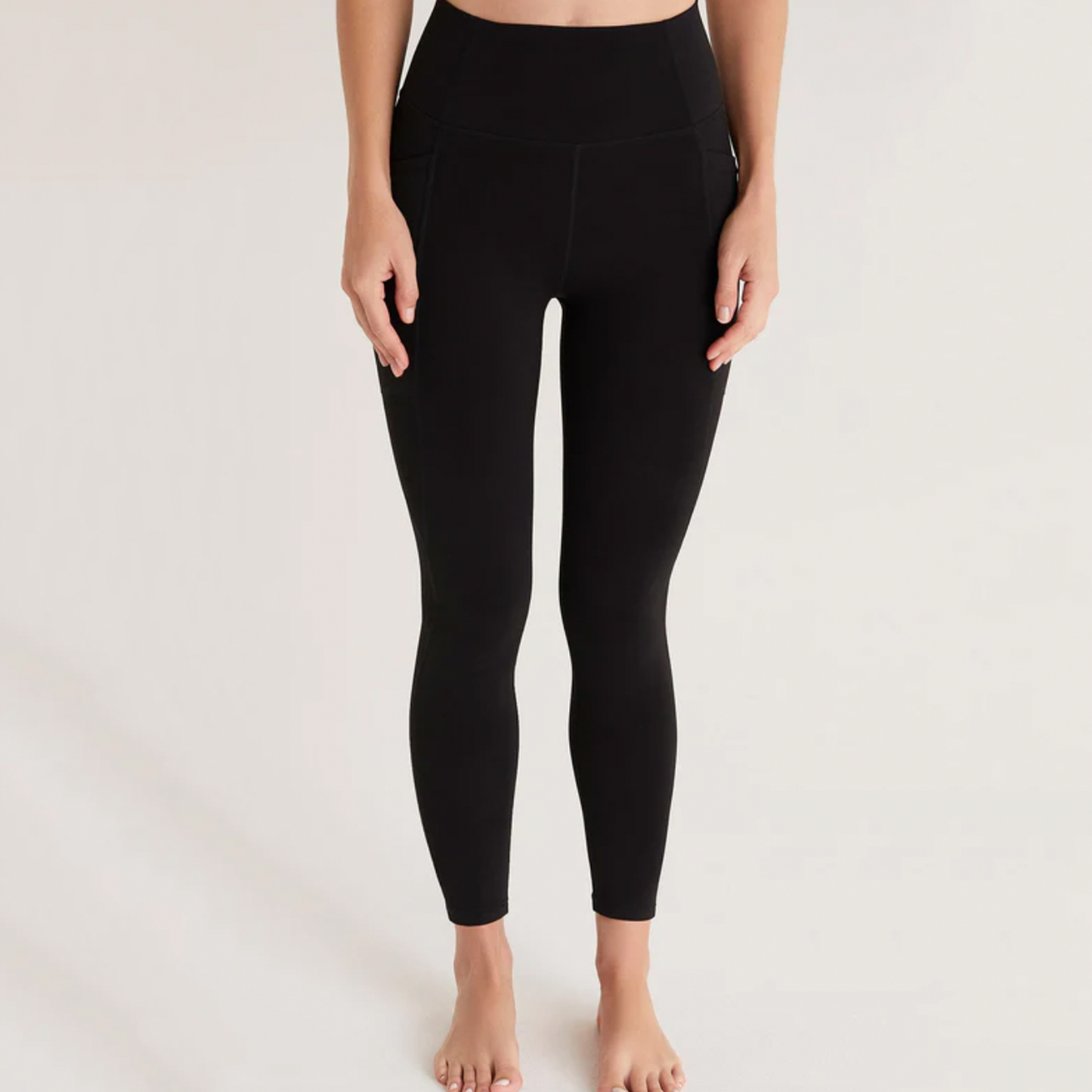 Z Supply All Day Pocket Legging. Never stop moving! You can slip on the All Day 7/8 Pocket Legging any time you need to get going. This core legging comes in a soft and smoothing Super Smooth fabric that features a 4-way stretch and sweat-wicking properties. You'll love the high contoured waist, side pockets and flat seams for extra comfort
