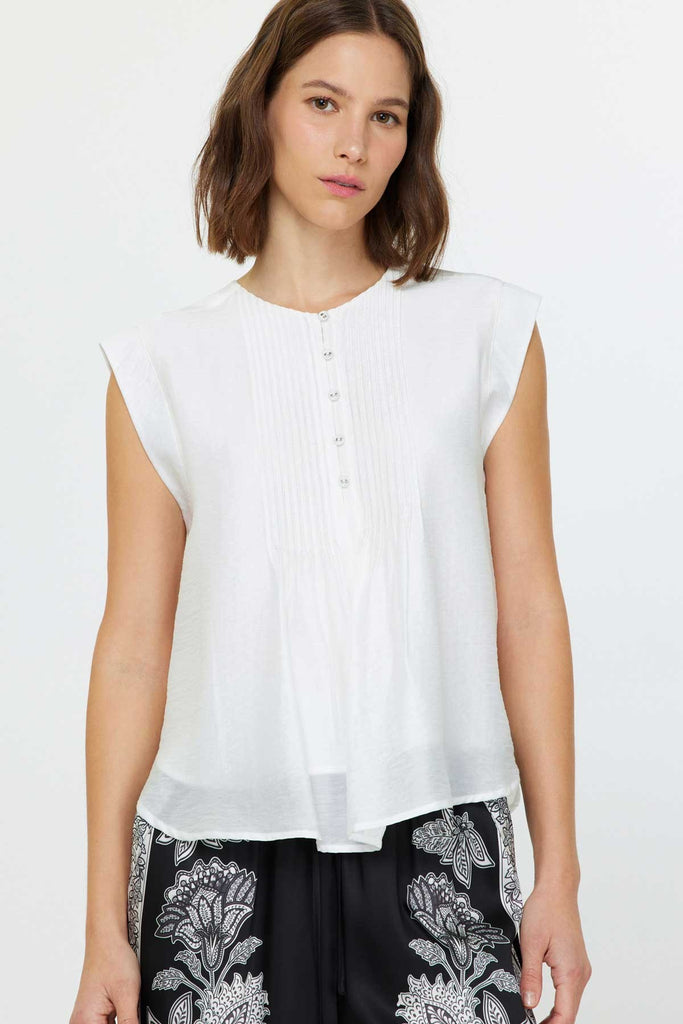 cap sleeve round neck pintuck blouse