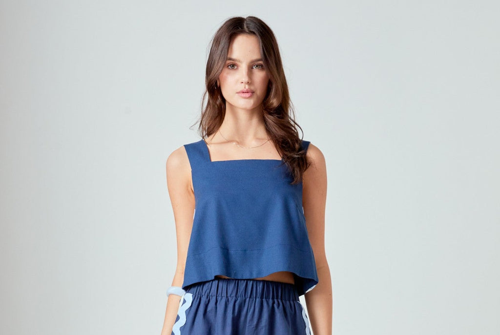 ric rac detail crop tank in navy