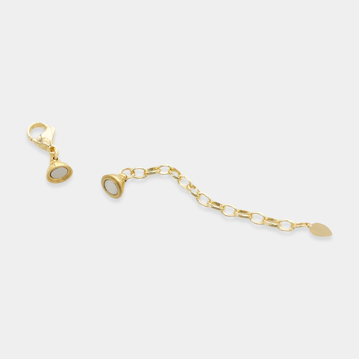 OMG blings Magnetic Extender in Gold, magnetic clasp detail
