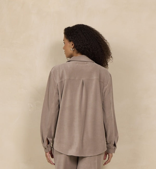 Vintage Havana Cord Button Down in Cocoa Luxe, back view