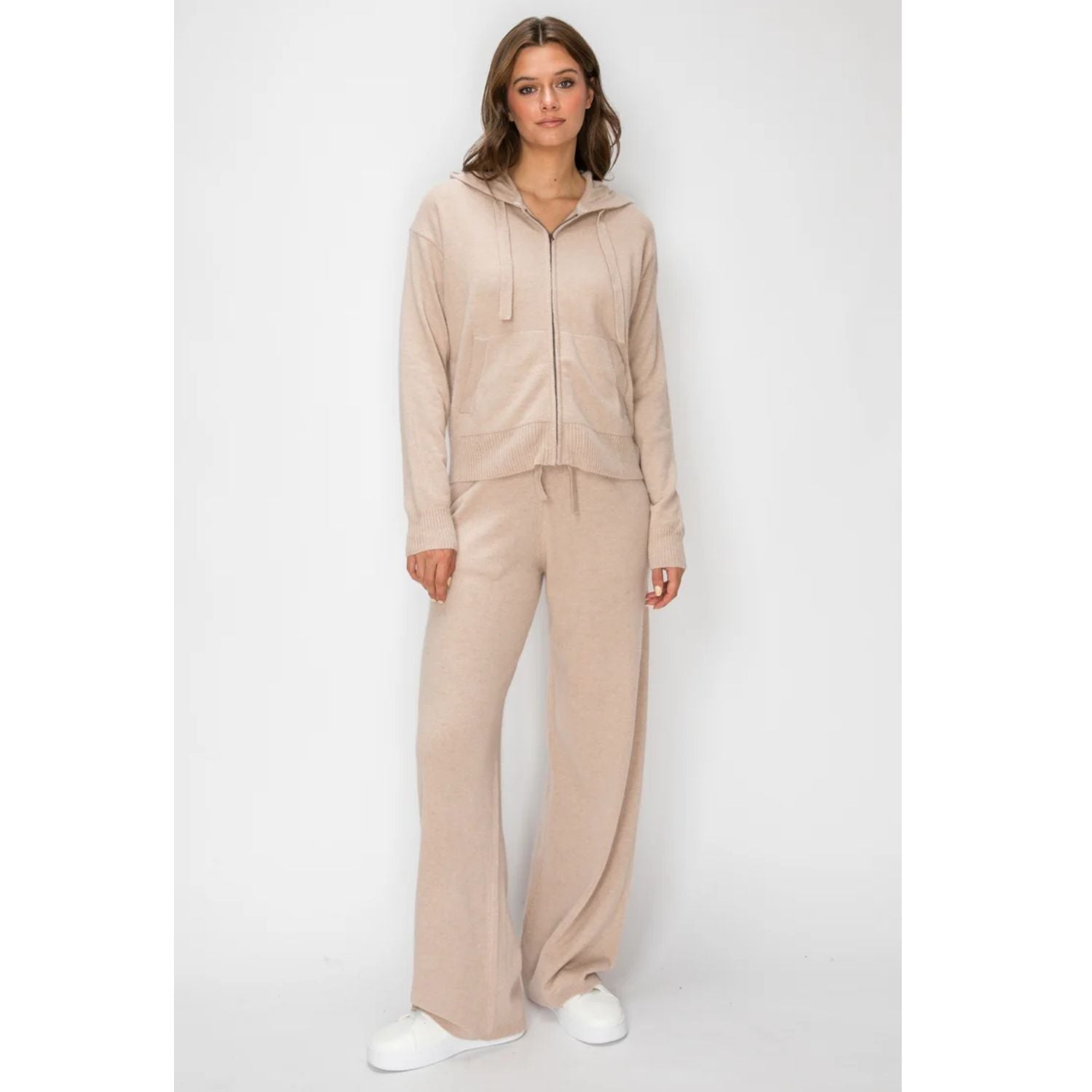 Women's Cloudmere Lounge Pant in Oat Melange featuring a drawstring waistband, side pockets, and relaxed wide-leg silhouette.