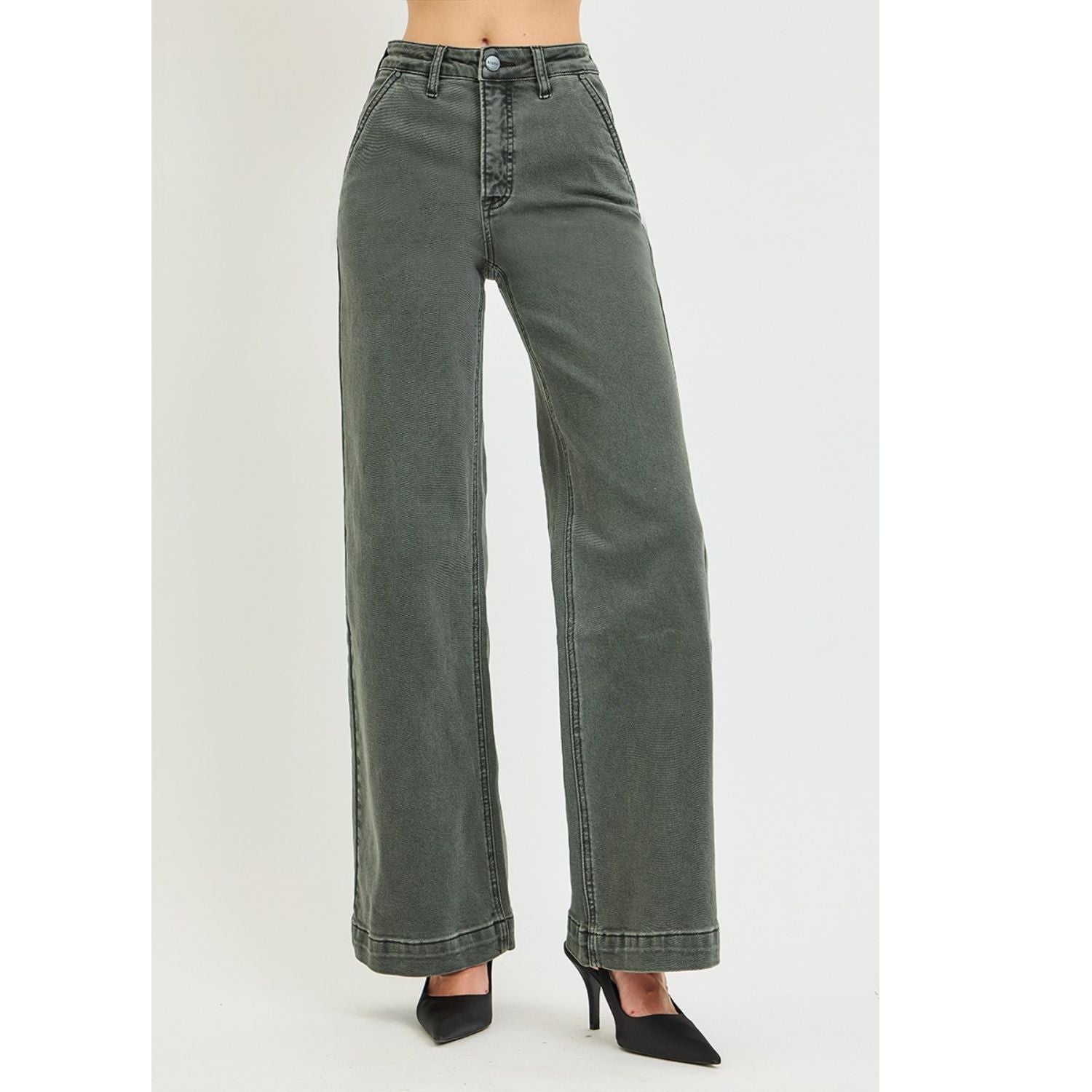 High-Rise Wide-Leg Slant Pocket Pants featuring a flattering high-rise waist, relaxed full-length wide-leg silhouette, and functional slant pockets for a polished, modern look.