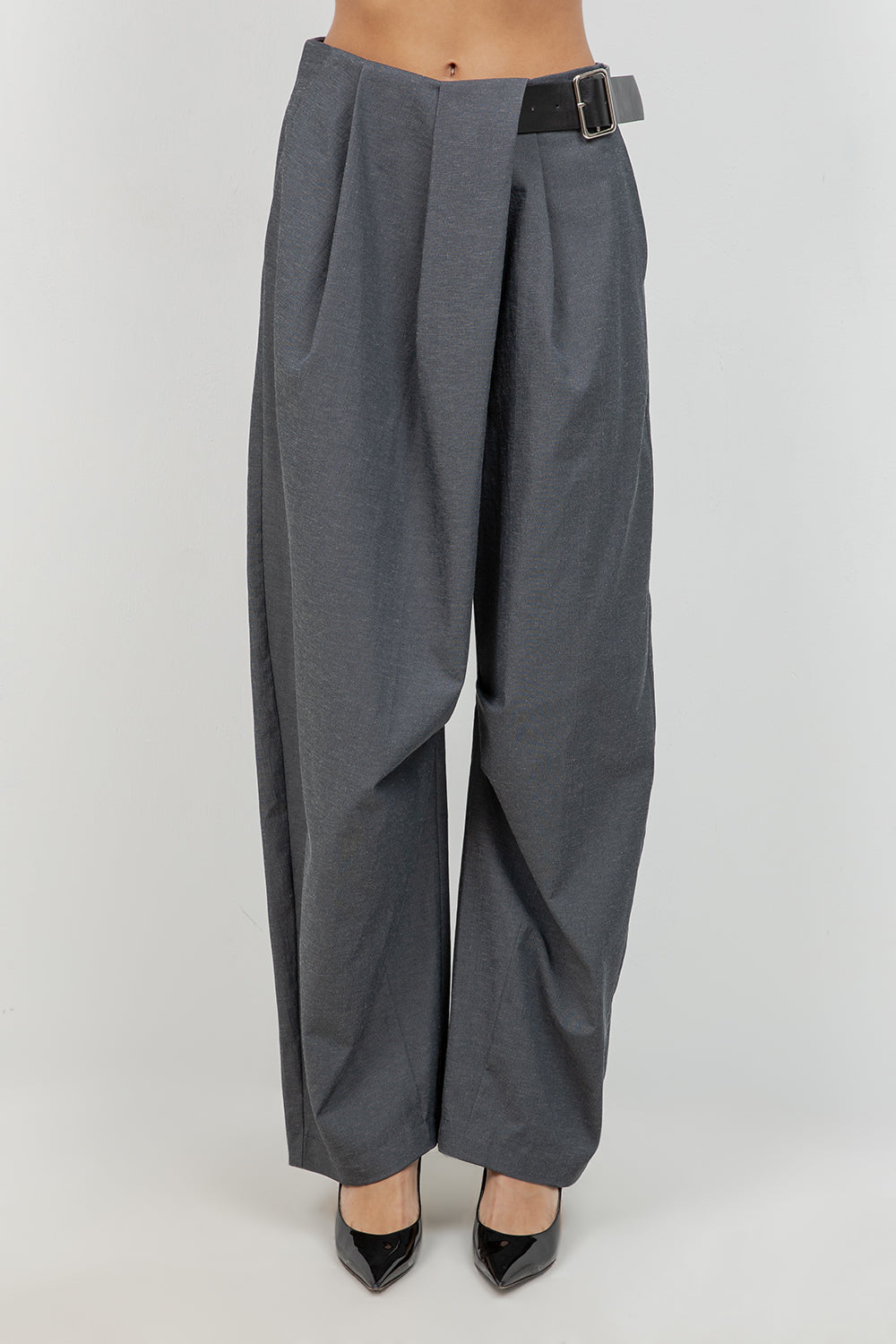 Gray wide-leg pants with a belt on a white background