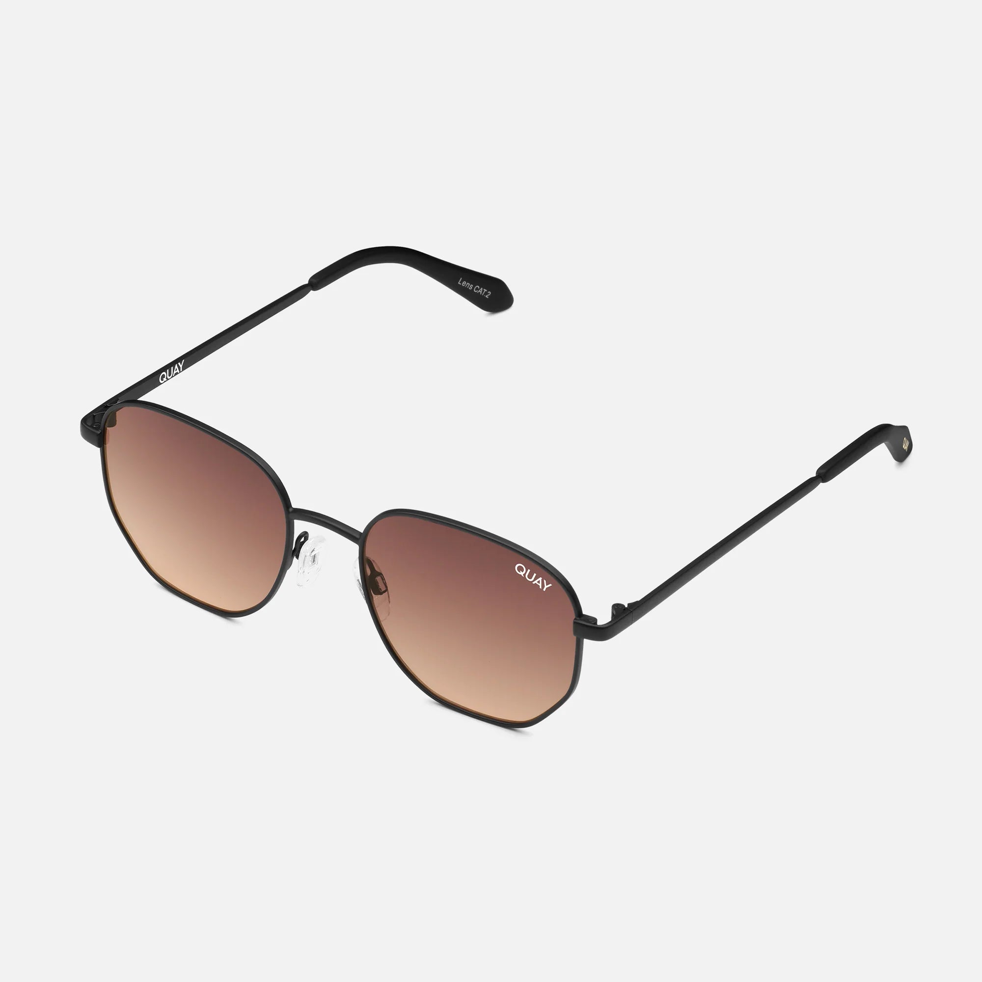 Quay Big Time Black Brown to Orange. You’ve made it big time with these classic mid-sized geometric frame. This unisex lightweight everyday style is so comfortable, you’ll forget you have them on. Designed to be worn by all face shapes and sizes.