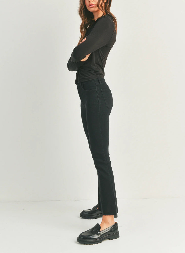 JBD Tonal Crop Flare Jean Dark Denim. Slim from the hips to thighs with a gently flared leg and perfectly cropped to show off a chic pair of shoes. With just enough stretch for all-day comfort, this high rise jean will be a go-to.