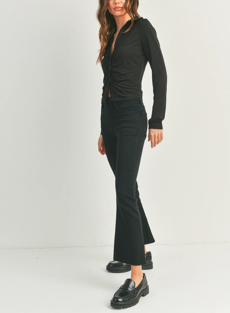 JBD Tonal Crop Flare Jean Dark Denim. Slim from the hips to thighs with a gently flared leg and perfectly cropped to show off a chic pair of shoes. With just enough stretch for all-day comfort, this high rise jean will be a go-to.