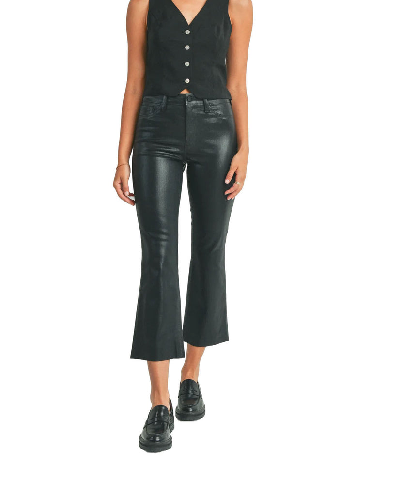 JBD Cropped Coated Kick Flare Black. These coated jeans feature a cropped kick flare fit perfect for showing off your fav heels, so easy to dress up or down for any occasion.