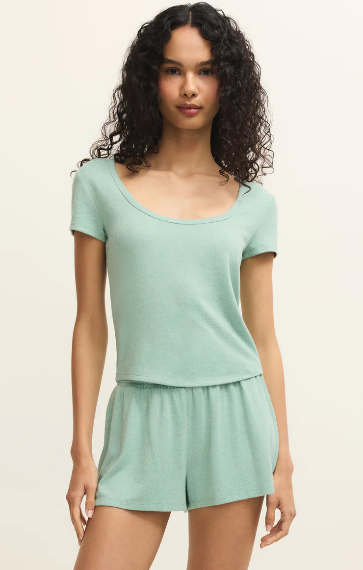 Fitted short sleeve tee with scoop neckline and soft fabric