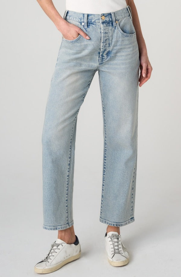 Liverpool Maisie High Rise Vintage Straight in Prairie Mist, full-length front view