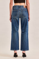 Hidden Ella HR Classic Straight Knee Darts in Dark Wash, back view