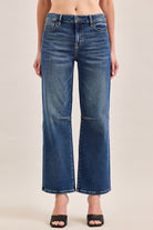 Hidden Ella HR Classic Straight Knee Darts in Dark Wash, front view