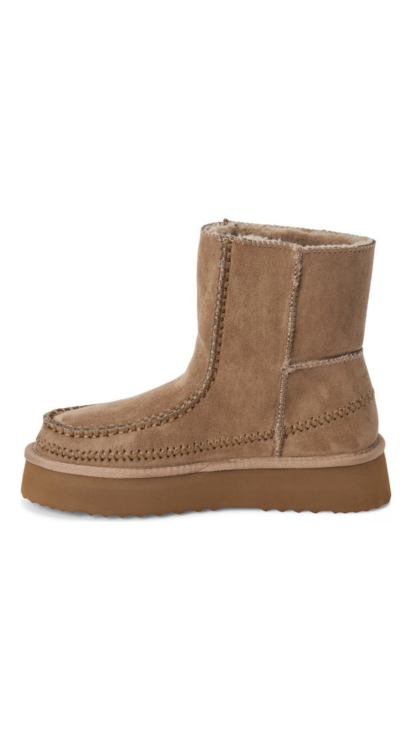 Coconuts by Matisse Alaska Snow Bootie in Taupe, side view