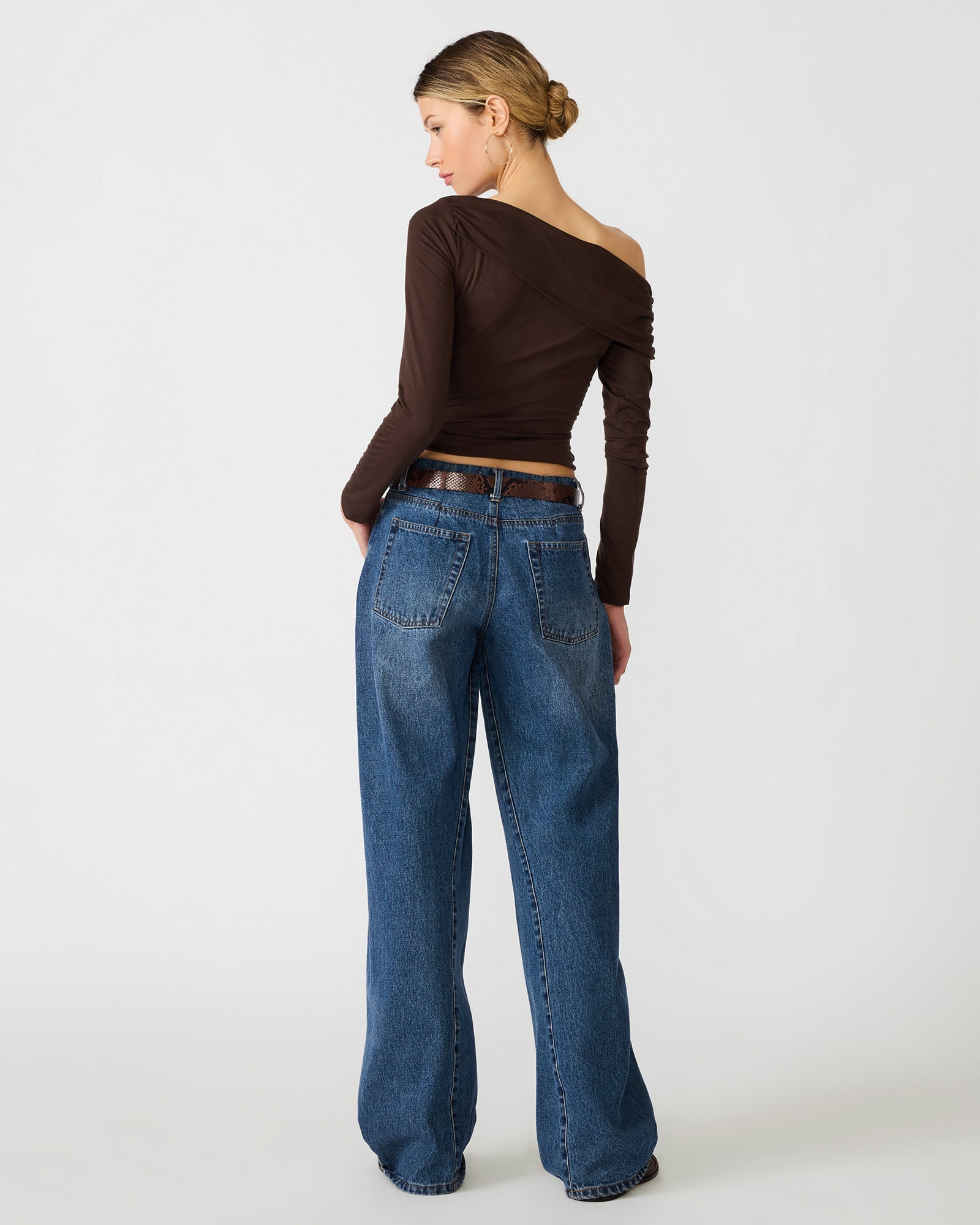Steve Madden Ryder Knit Top in Walnut, back view