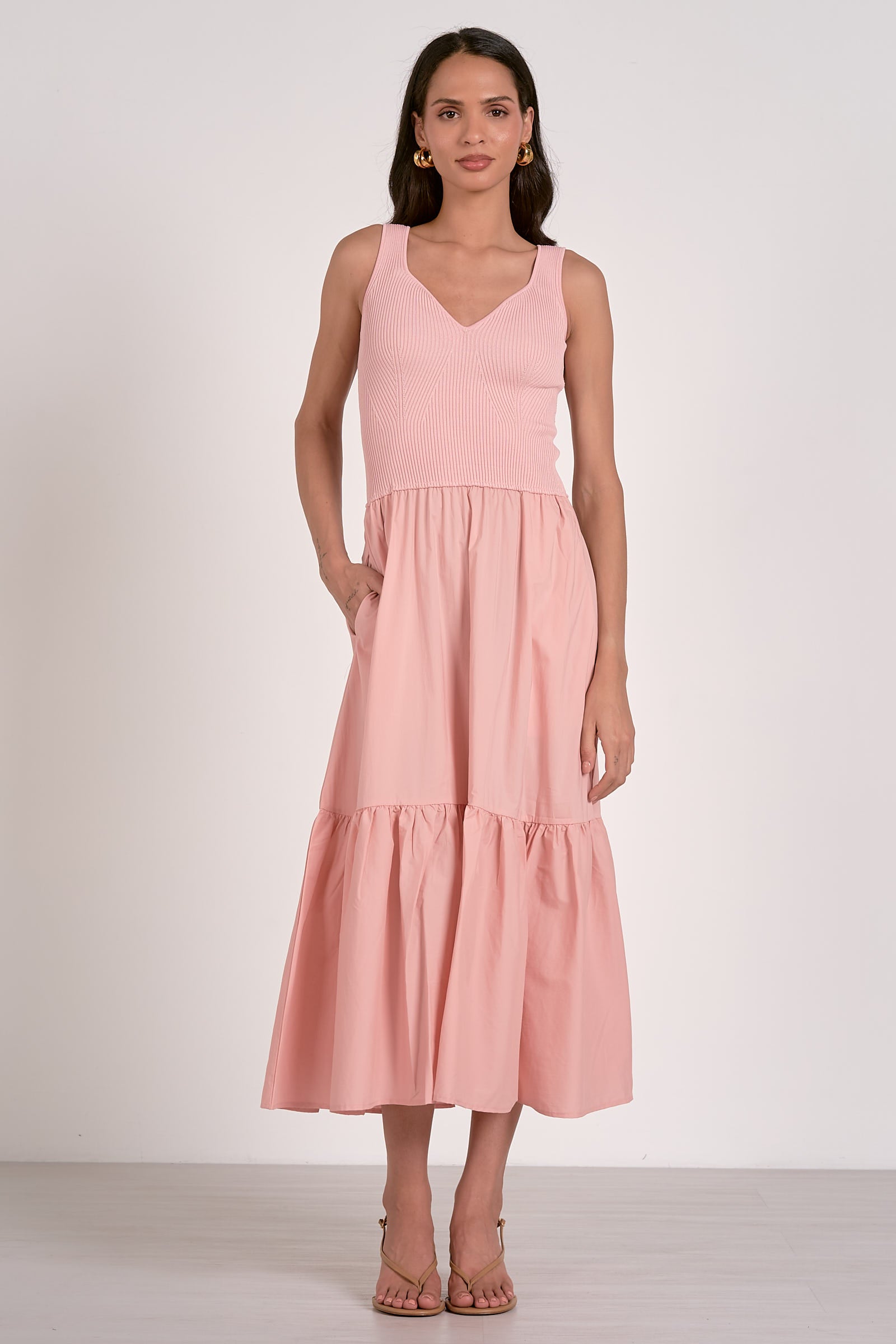Elan Mixed Media Tank Maxi M / Black