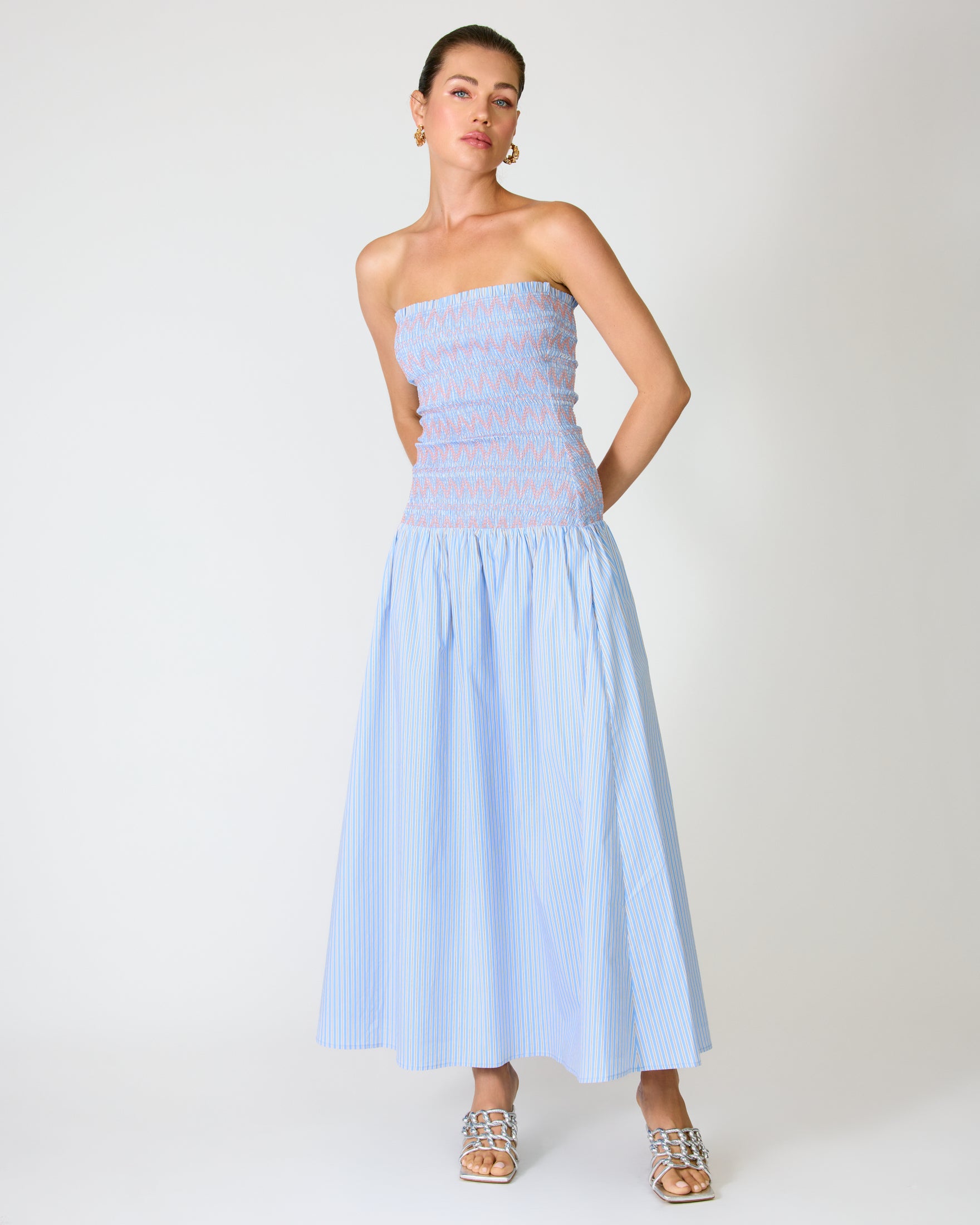 Strapless smocked bodice maxi dress with flowy skirt