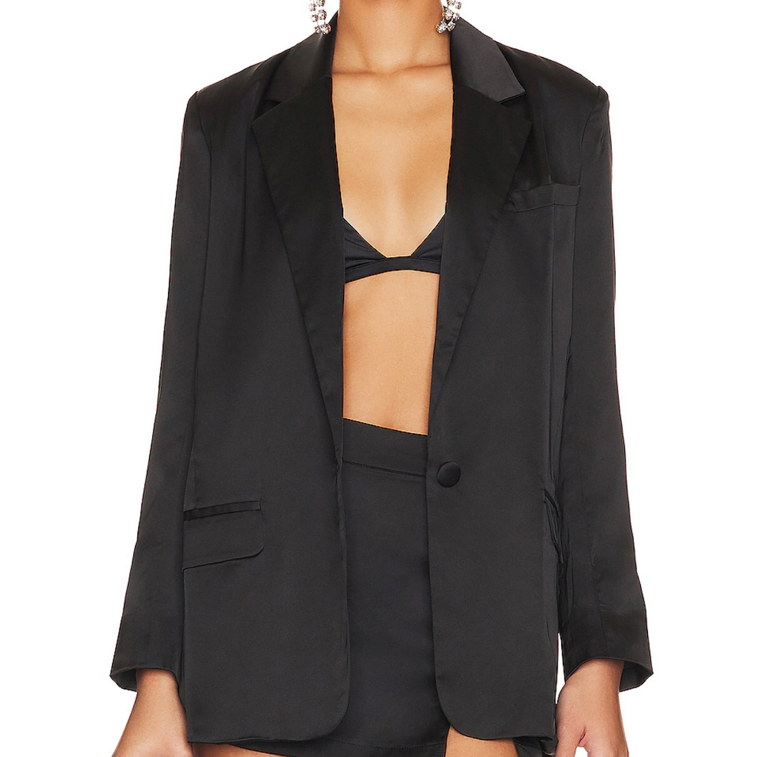 This satin blazer is designed with a longer length and notched lapels for instant boss style.