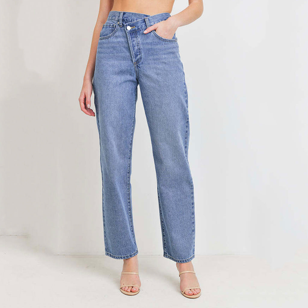 Just Black Denim High Rise Criss Cross Straight Jean. This is the jean of the season! These fun jeans have a criss cross fly, high waist, and straight leg with a cropped hem