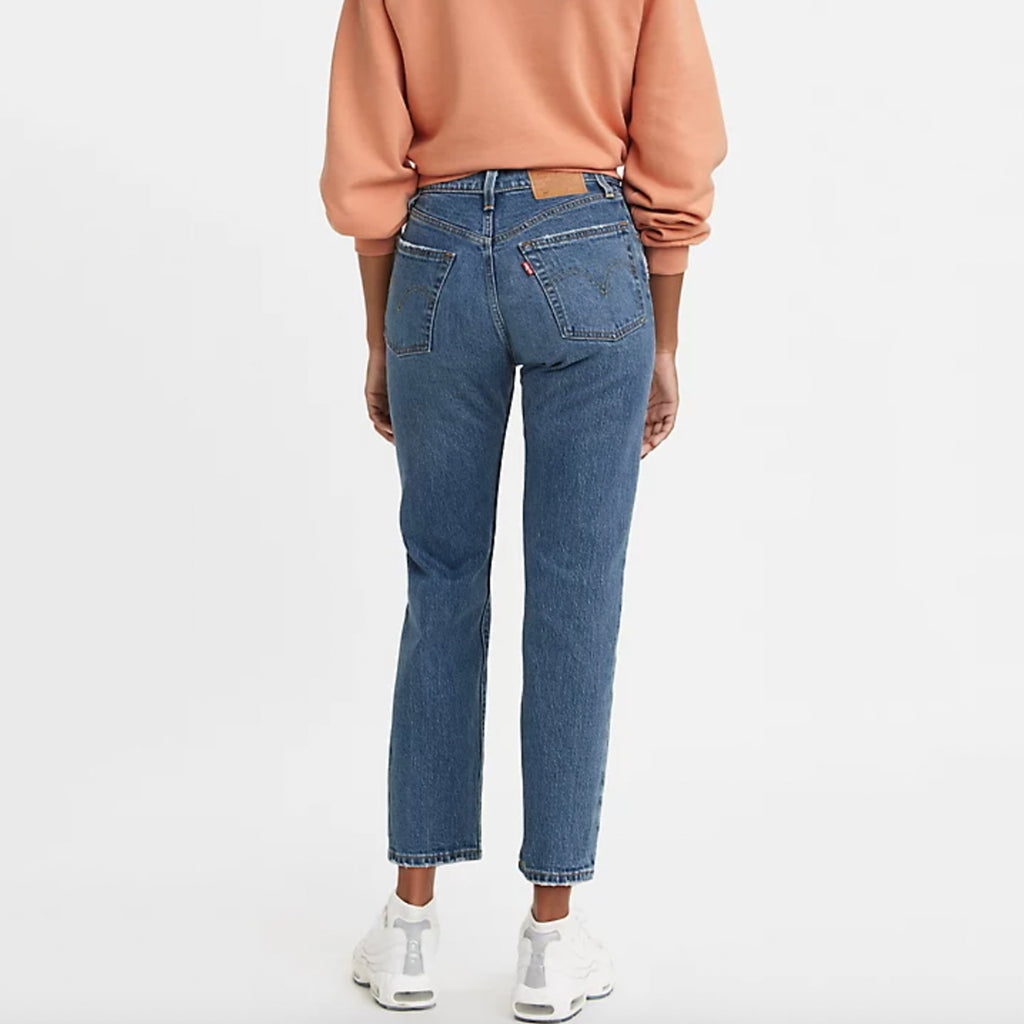 Levi's 501 Crop Jean. A blank canvas for self expression since 1873. A vintage inspired fit with a versatile straight leg. Cropped for a modern style